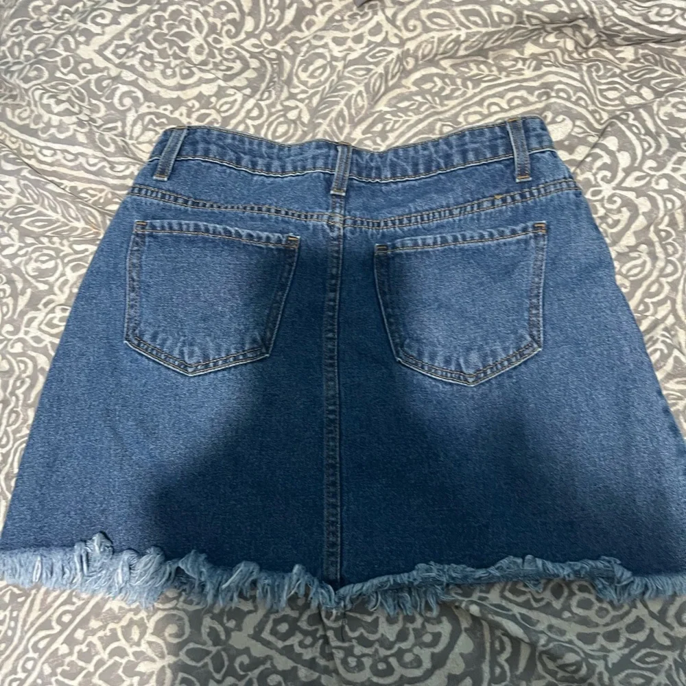 O2 Denim Skirt - Picture 4 of 4